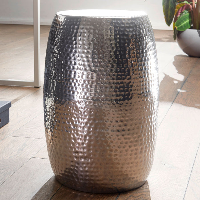 Beistelltisch 30x49,5x30cm Aluminium Silber Dekotisch orientalisch rund | Kleiner Hammerschlag Abstelltisch | Designer Ablagetisch Metall modern | Anstelltisch schmal - Industrieelinhuis.nl
