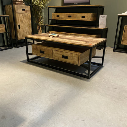 Salontafel Industrieel Design | Mangohout en Staal | 120x60x45