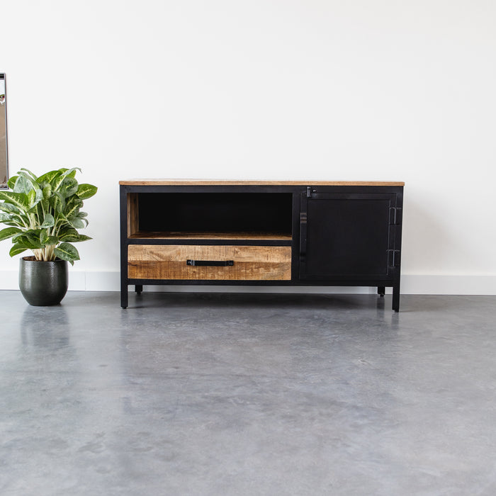 TV-meubel Industrieel Design | Mangohout en Staal | 120x37x55cm - Industrieelinhuis.nl
