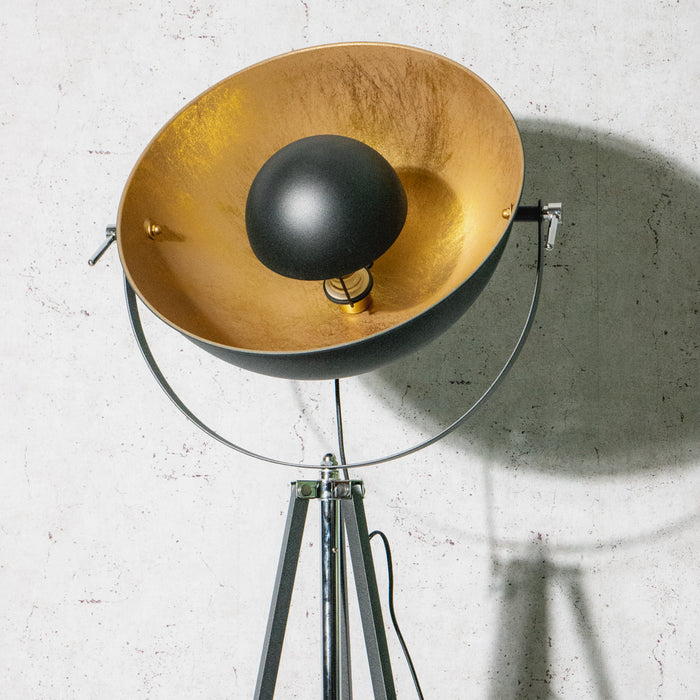 Vloerlamp / Driepoot - Studiolamp Industrieel Design | Zwart met Goud | 180cm - Industrieelinhuis.nl