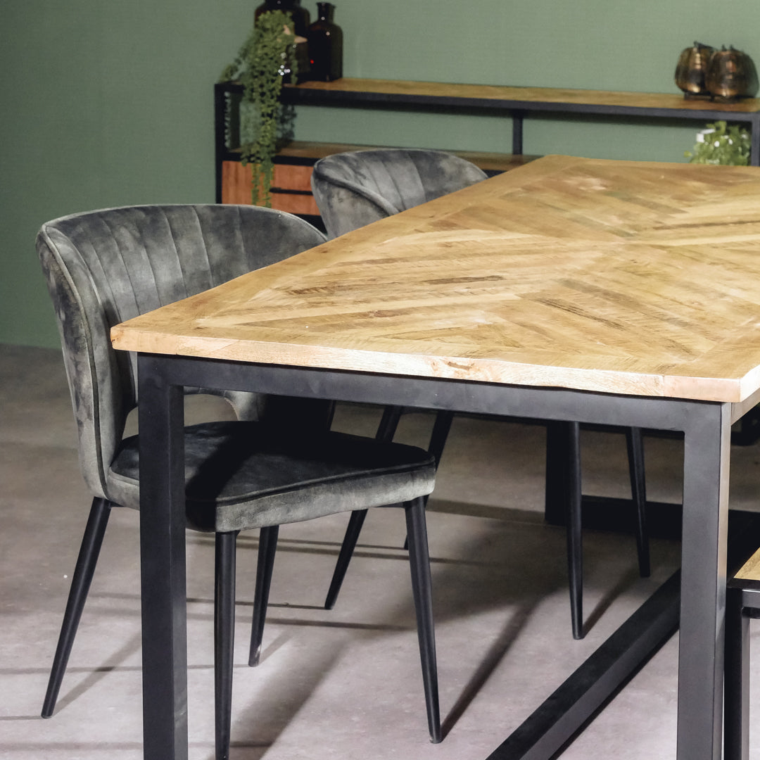 Eettafel Keukentafel Jax Visgraat Industrieel Design | Mangohout en Staal | 180x90x76cm - Industrieelinhuis.nl