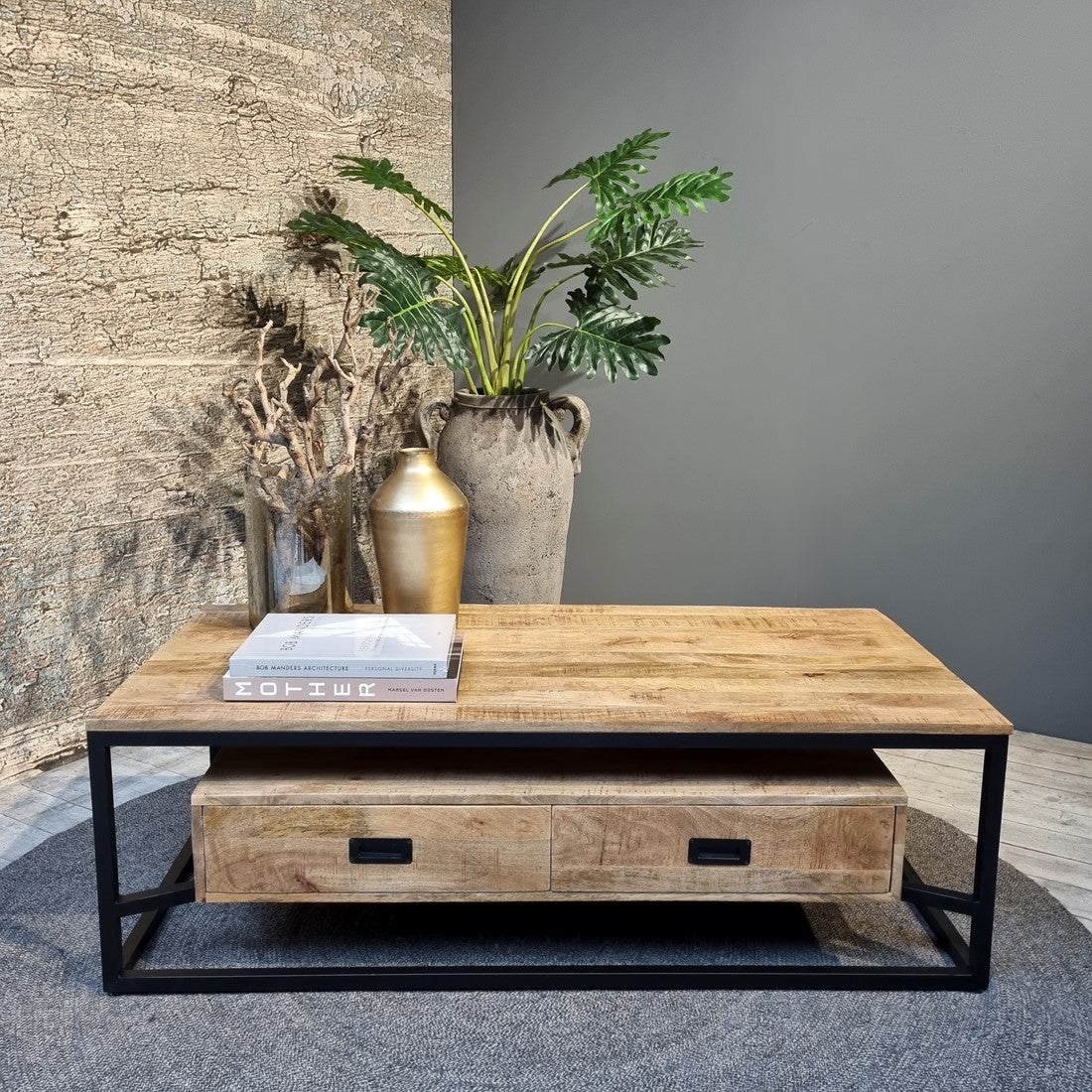 Salontafel Industrieel Design | Mangohout en Staal | 120x60x45